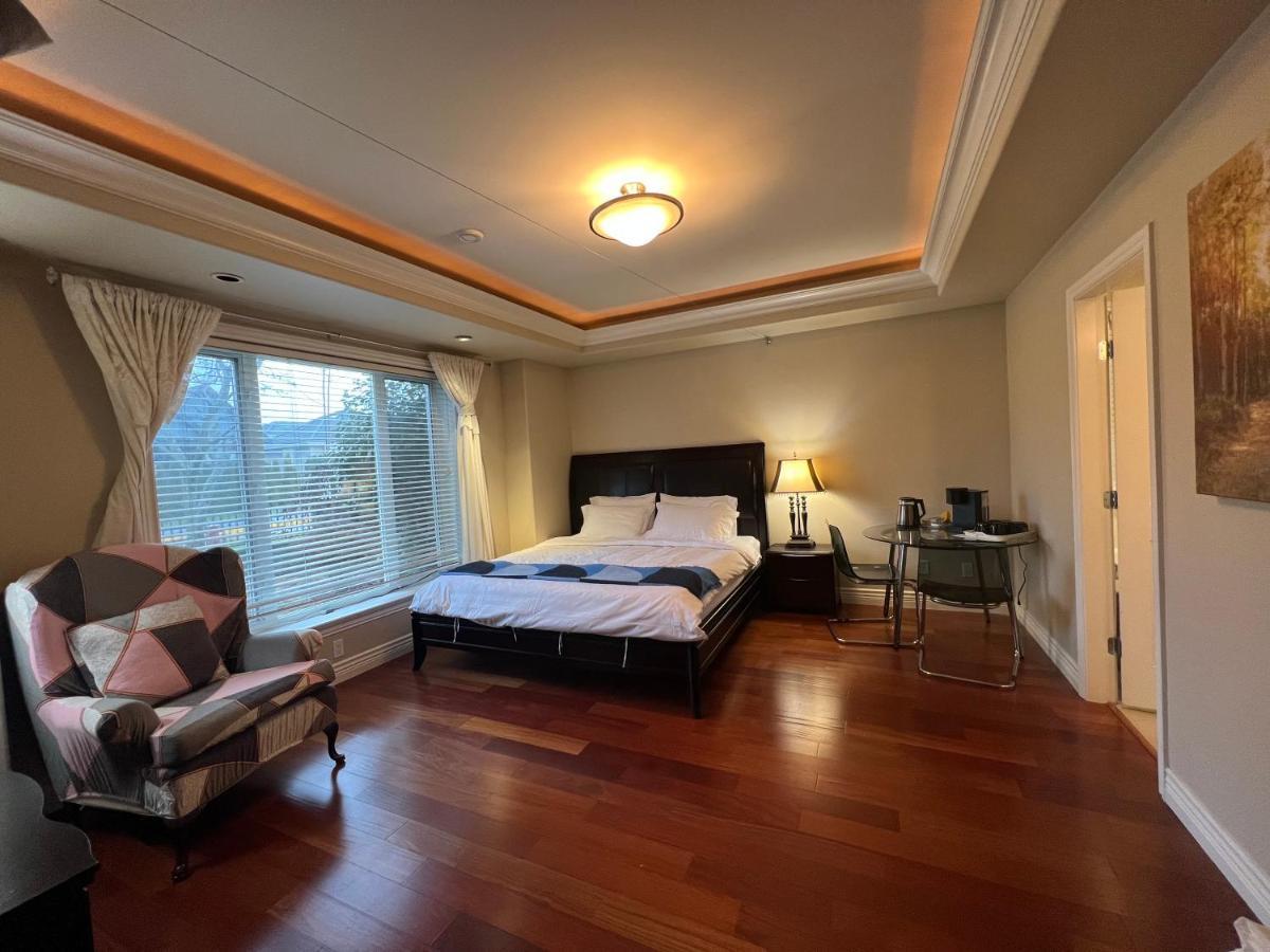 Lucky Suite, Two-Bedroom Suite With Independent Entrance In Richmond Close To Yvr Eksteriør billede