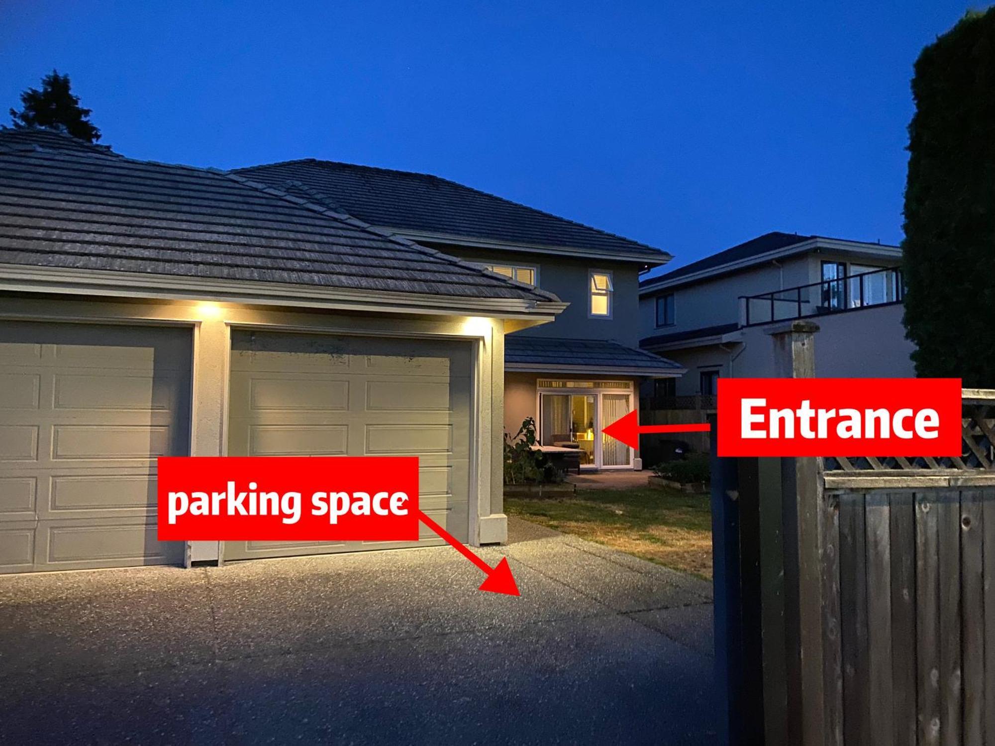 Lucky Suite, Two-Bedroom Suite With Independent Entrance In Richmond Close To Yvr Eksteriør billede